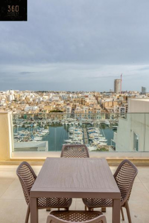Stunning 2BR penthouse with beautiful harbour view BY 360 Estates